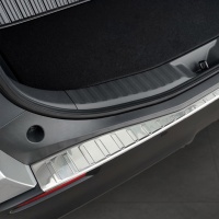 Kryt prahu zadn�ch dve�� Subaru Solterra -- od roku v�roby 2022-