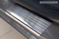 Kryty prahů-nerez+plast Subaru LEVORG -- od roku výroby 2015- (4-dílná sada) Kryty prahů-nerez+plast Subaru LEVORG -- od roku výroby 2015- (4-dílná sada)