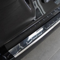 Kryt prahu zadn�ch dve�� - nerez, lesk Subaru LEGACY V KOMBI -- rok v�roby 2009-2014